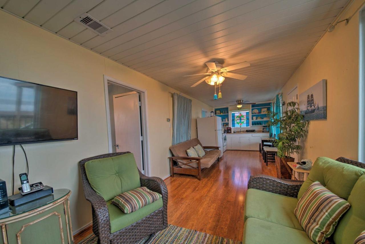 Galveston Beach House With Private Deck And Gulf Views Екстериор снимка